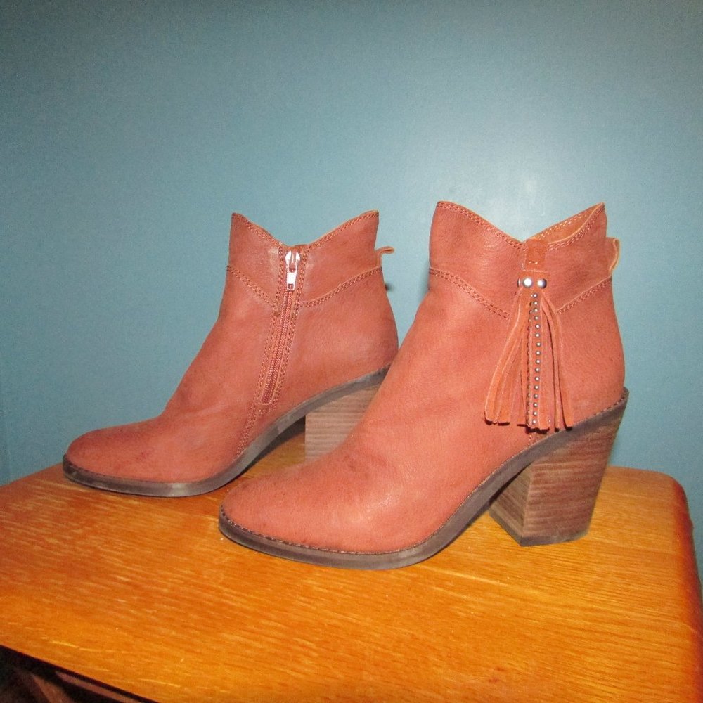 Lucky Brand tassel Ankle boots